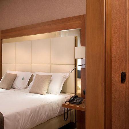 American Hotel Поццуоли Экстерьер фото