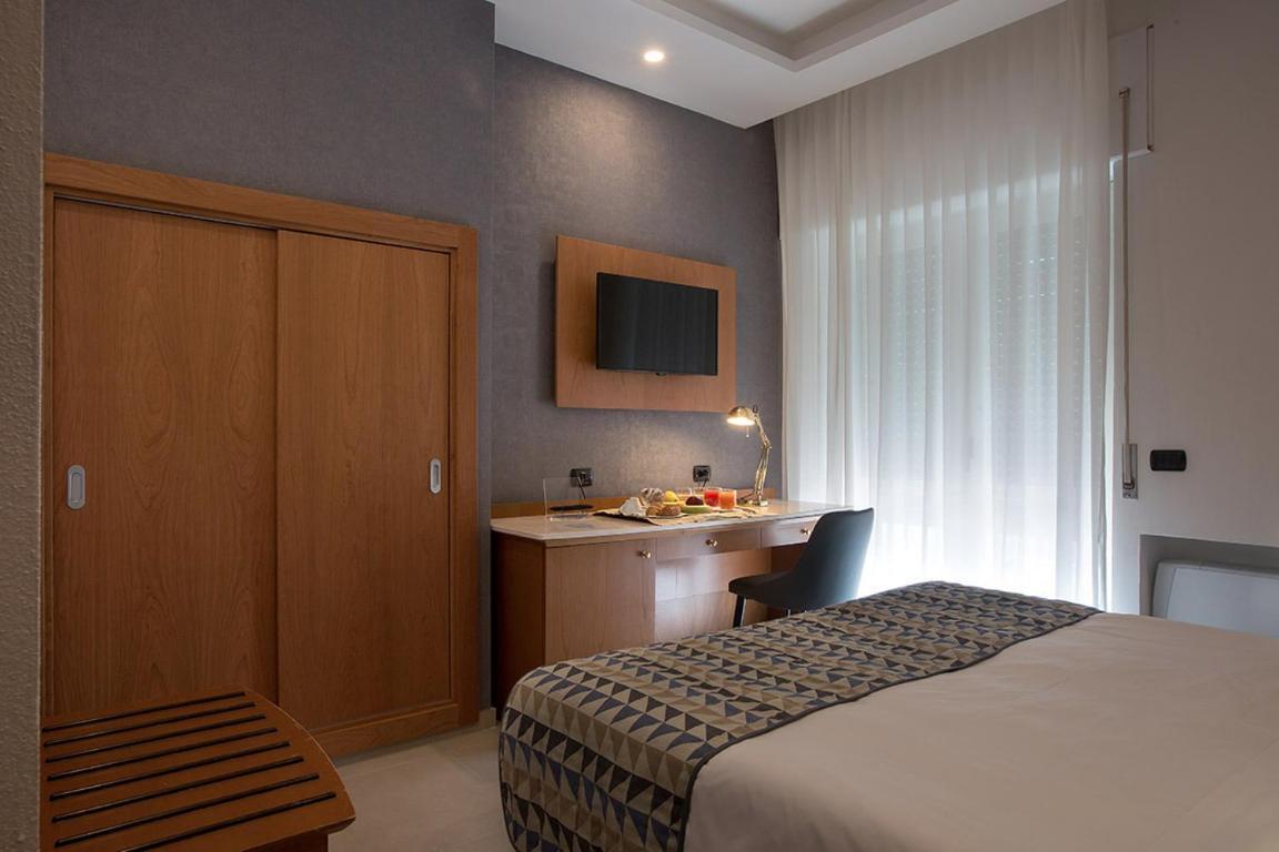 American Hotel Поццуоли Экстерьер фото
