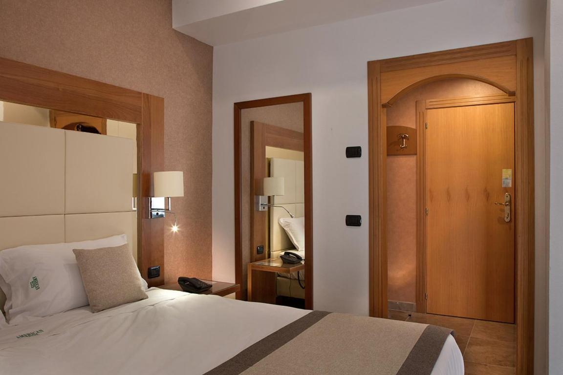 American Hotel Поццуоли Экстерьер фото