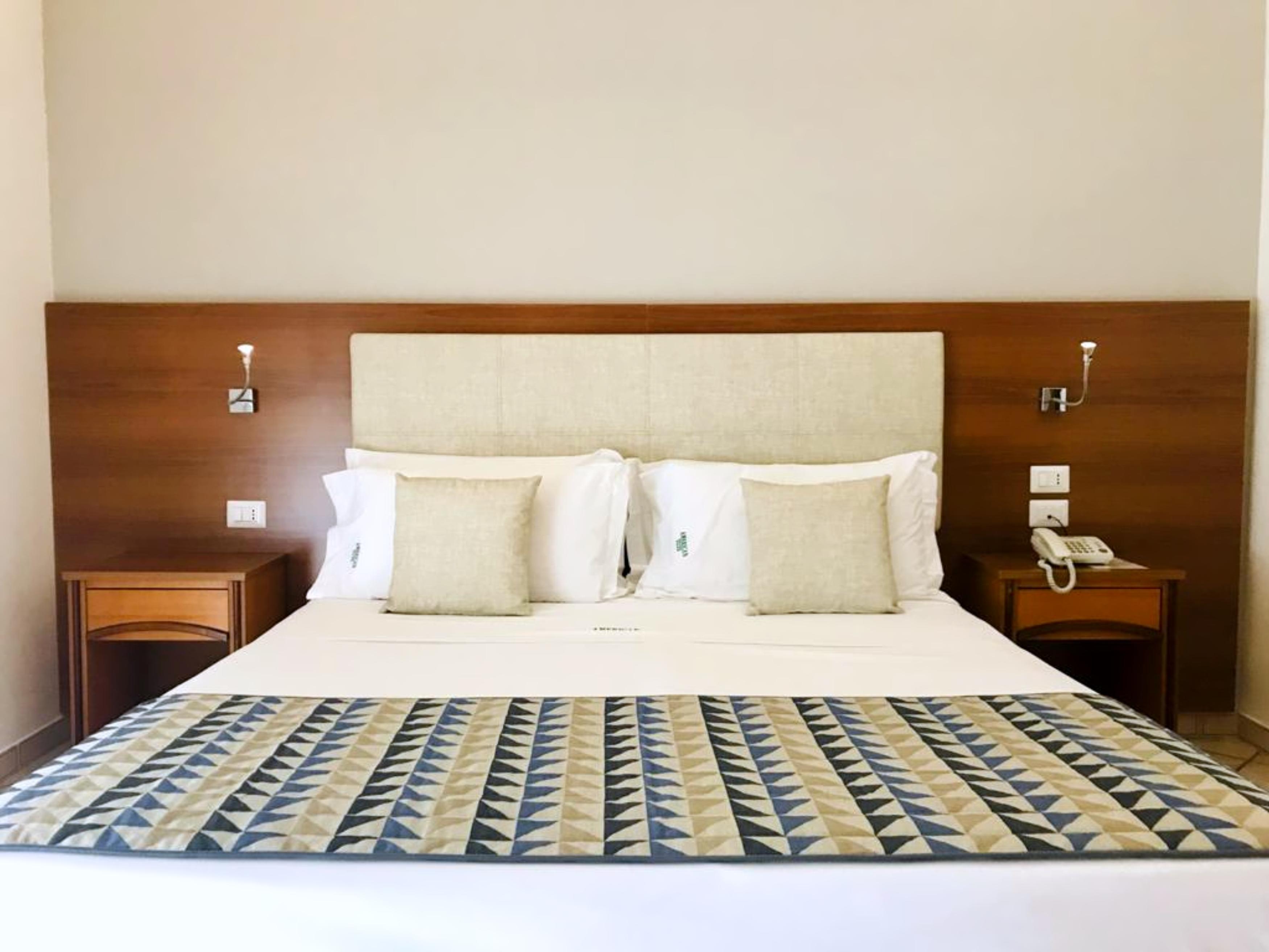 American Hotel Поццуоли Экстерьер фото